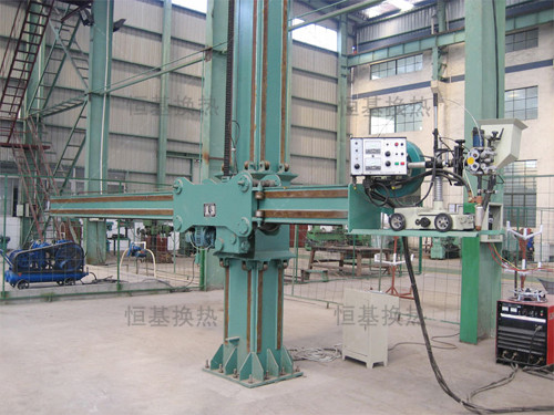 Automatic welding center
